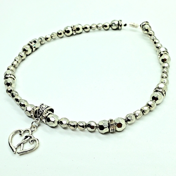 Silver Beaded Choker with Heart Pendant Elastic - Picture 1 of 2